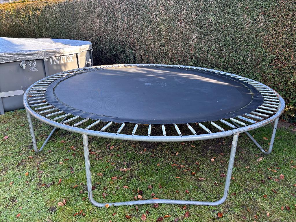 Trampoline, Enlèvement, Utilisé