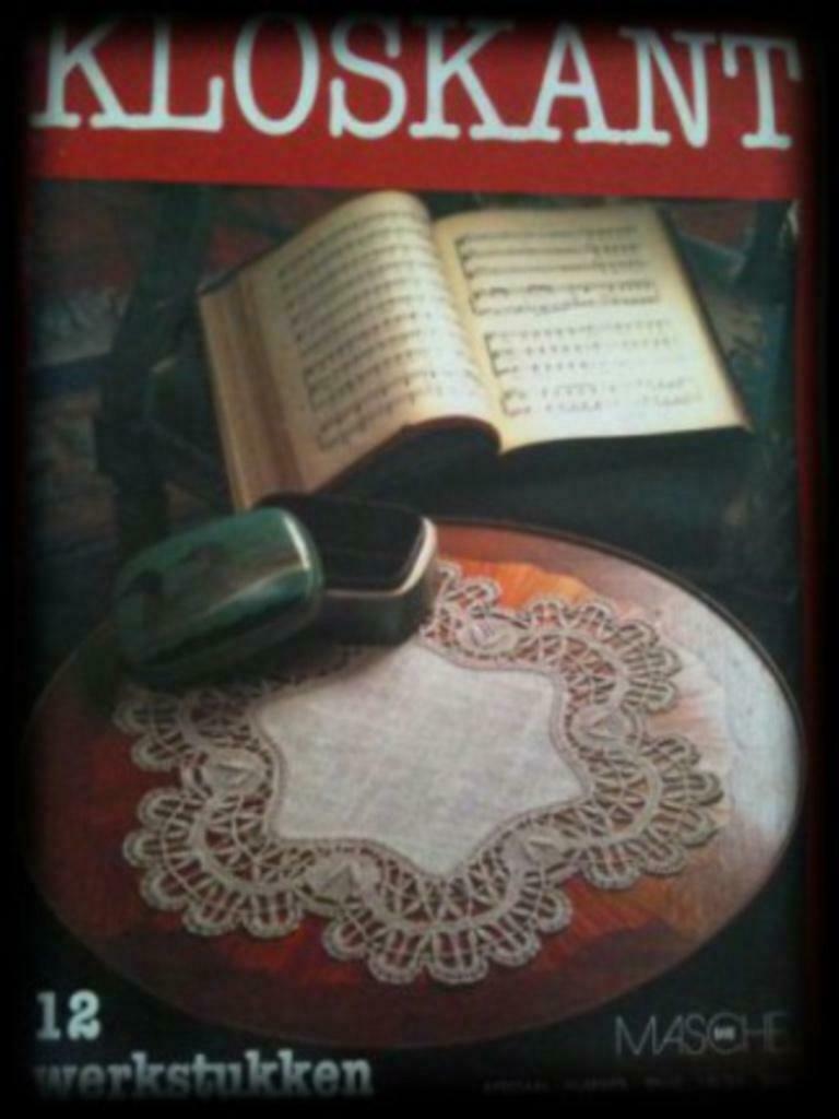 Kloskant, 12 werkstukken kantklossen, Boeken, Ophalen of Verzenden