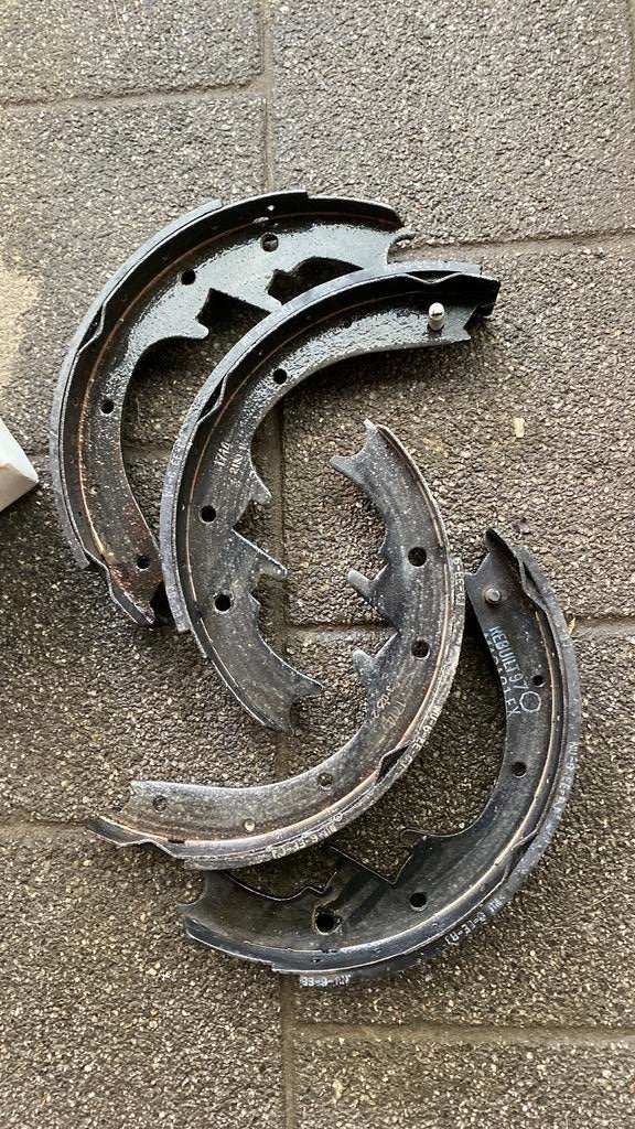Mâchoires de frein Jeep Cherokee
