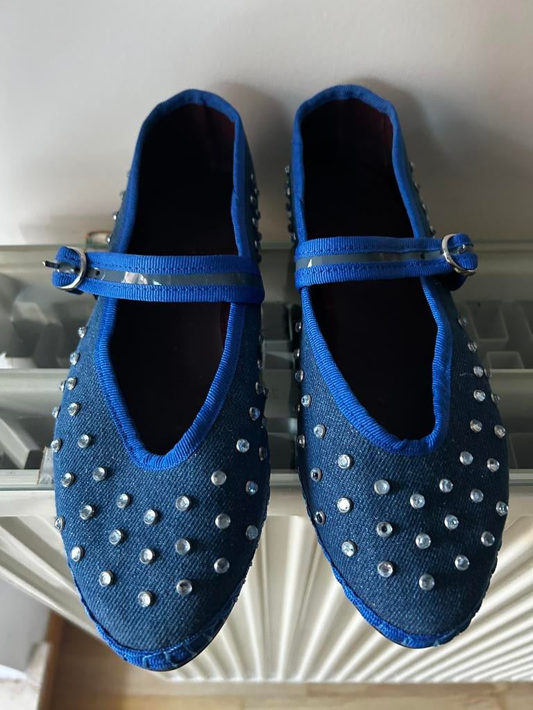 Chaussures bleues marque Flabelus T38, Vêtements | Femmes, Enlèvement, Comme neuf