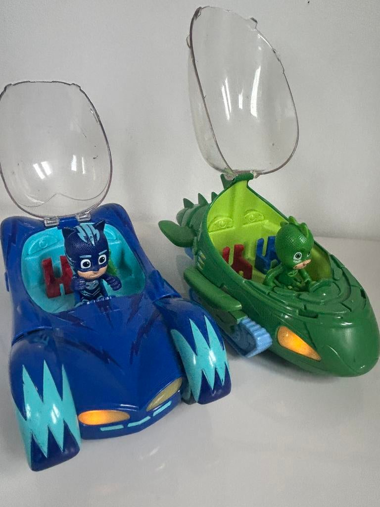 Pyjamasques 2 voitures musicales et leur figurine, Enlèvement, Utilisé