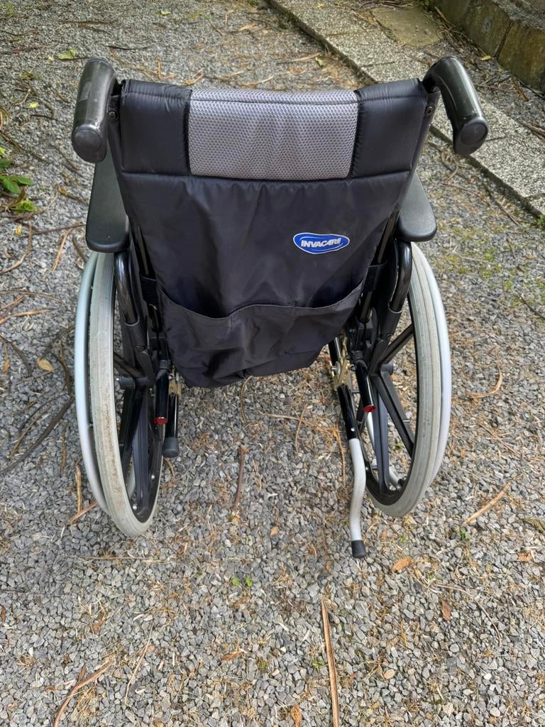 Chaise roulante Invacare action 3 NG, Enlèvement, Comme neuf