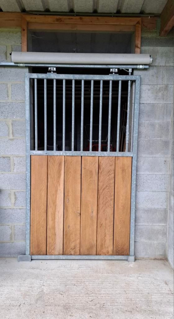 Porte box à chevaux, Animaux & Accessoires, Box & Pâturages