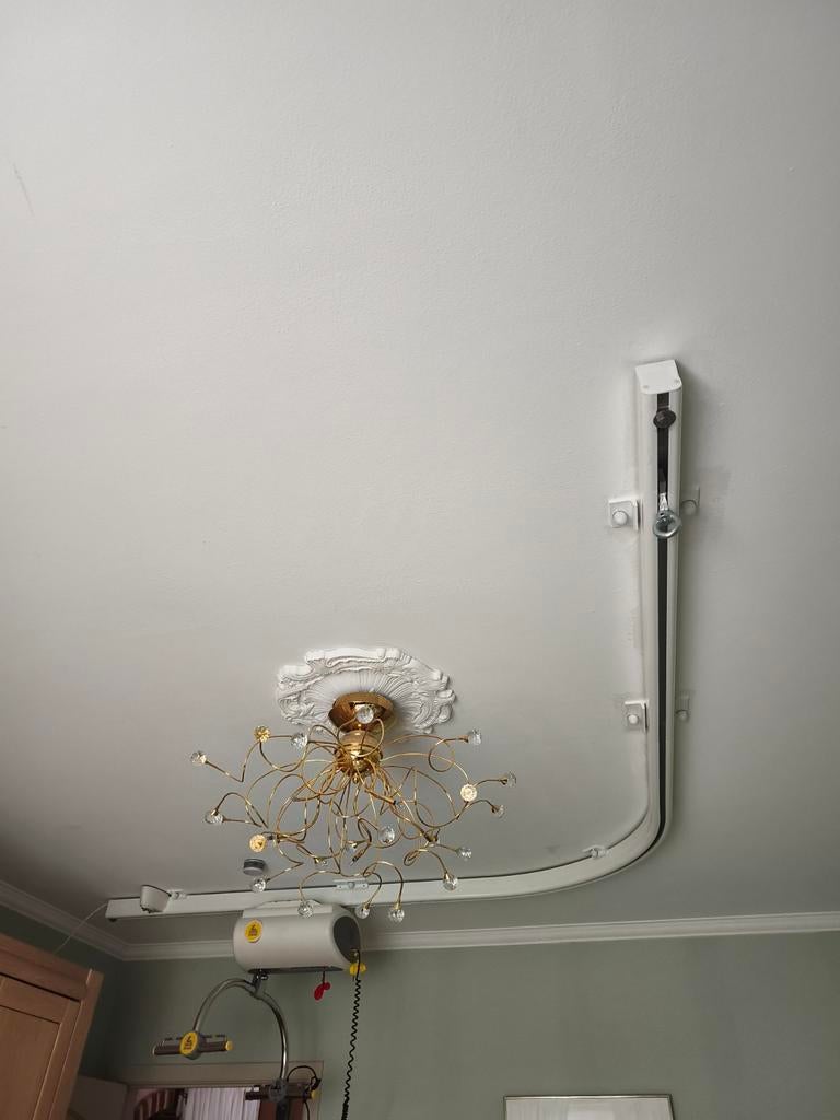 Plafomd lift met toebehoren, Diversen, Ophalen