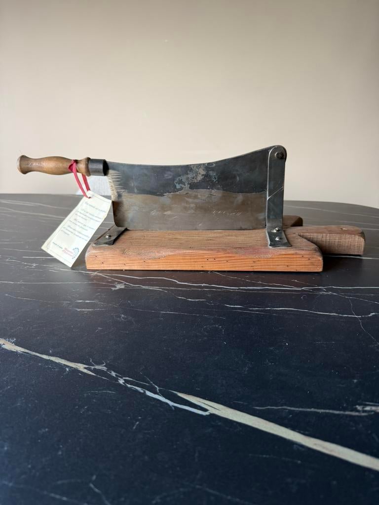 Couperet boucher ancien, Enlèvement