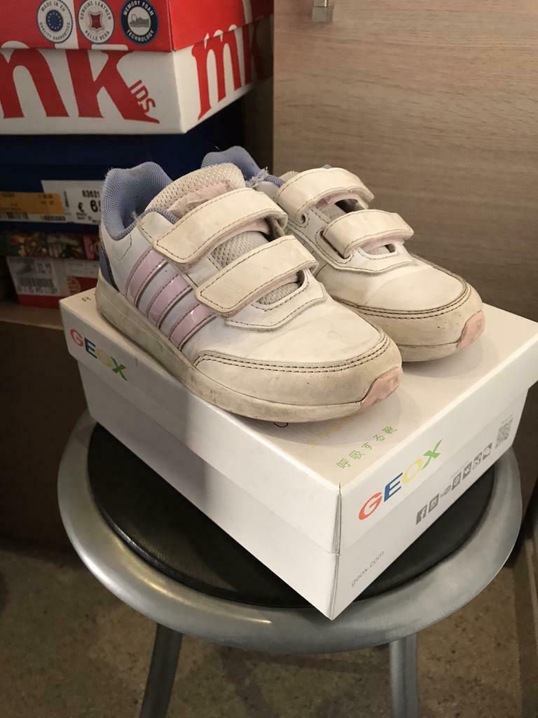 À vendre chaussures de sport, Adidas, Enlèvement ou Envoi, Utilisé, Chaussures de sport