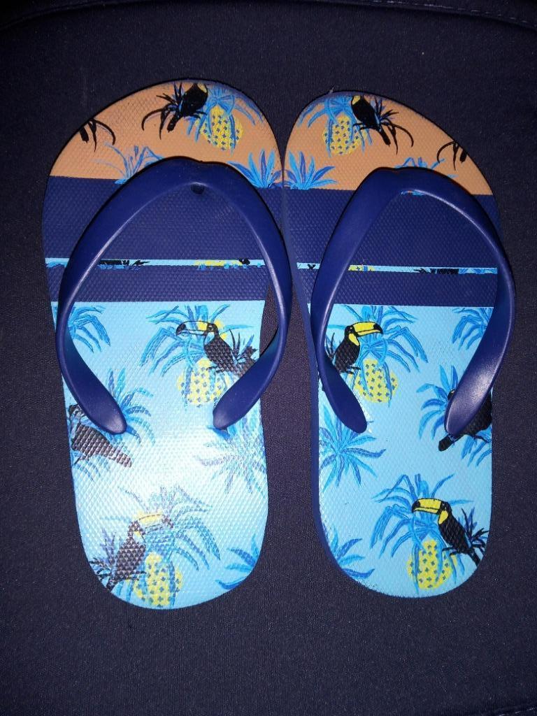 teenslippers 27, Garçon ou Fille, Enlèvement ou Envoi, Comme neuf, Chaussures