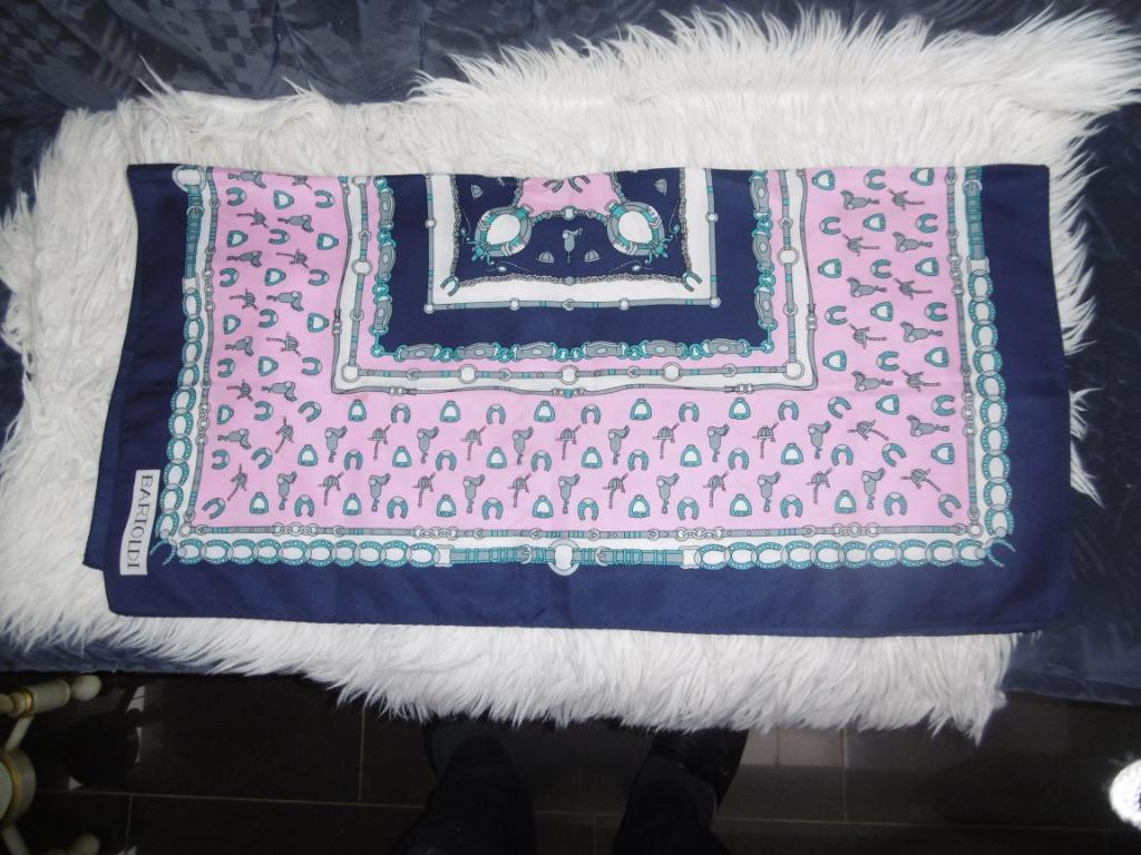 Vêtements femme Bartoldi, écharpe, en bel état, Bartoldi, Enlèvement ou Envoi, Comme neuf, Écharpe