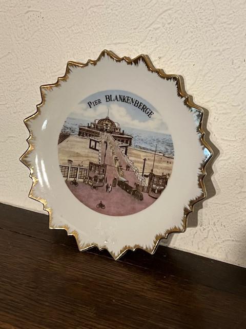 Assiette souvenir en porcelaine de la jetée de Blankenberge, Enlèvement