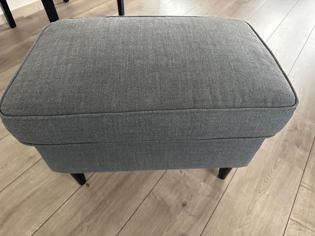 Ikea poef voetbank, Huis en Inrichting, Zetels | Voetbanken en poefs, Ophalen, Zo goed als nieuw