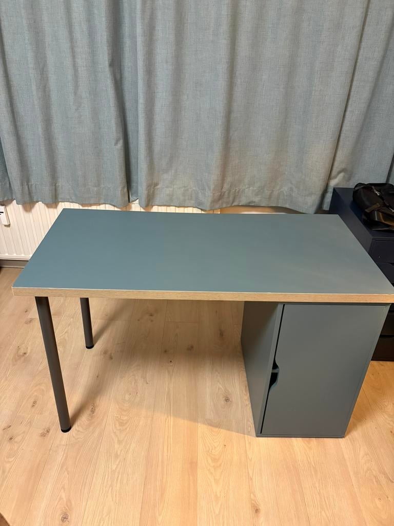 Bureau Ikea vert, Huis en Inrichting, Bureaus, Ophalen, Zo goed als nieuw