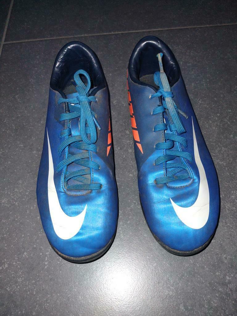 blauwe voetbalschoenen - Nike Mercurial - maat 36, Ophalen, Zo goed als nieuw, Nike, Jongen of Meisje