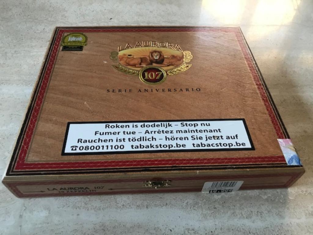 Sigarendoos "La Aurora" (nr4717), Verzamelen, Rookartikelen, Aanstekers en Luciferdoosjes, Ophalen of Verzenden, Nieuw, Tabaksdoos of Verpakking