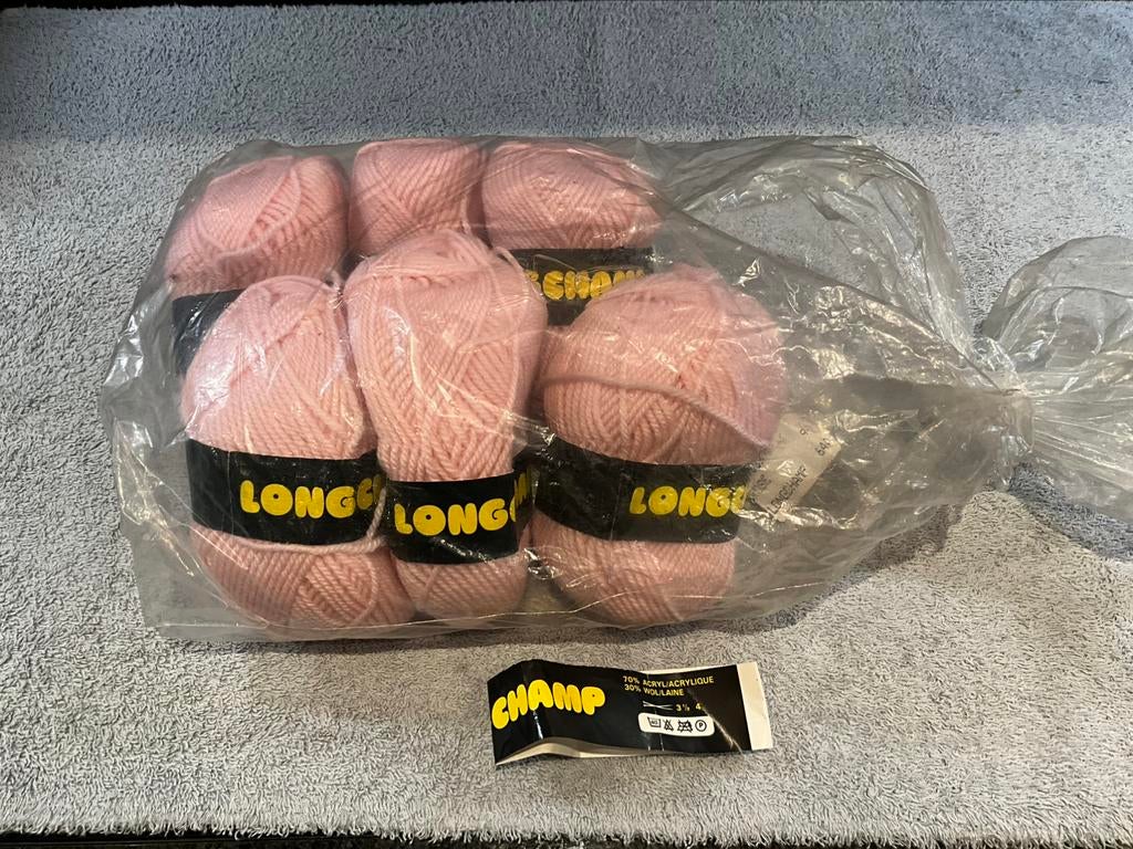 6 bollen roze wol, Enlèvement, Neuf, Tricot