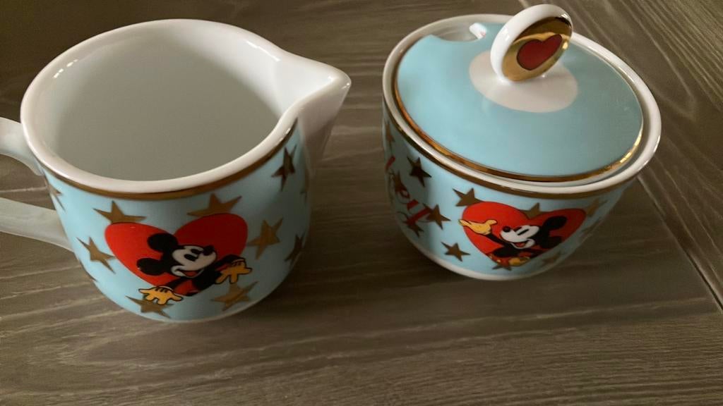 Melkpotje en suikerpotje  van disney, Huis en Inrichting, Keuken | Servies, Ophalen, Zo goed als nieuw