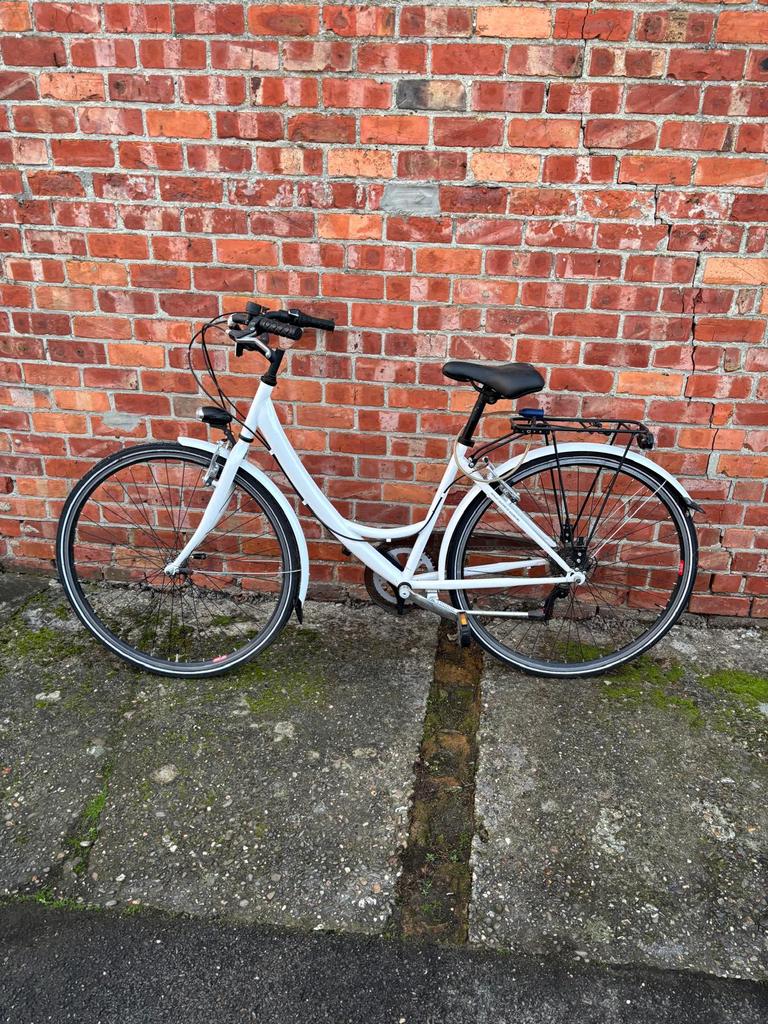 Damesfiets €120, Fietsen en Brommers, Ophalen, Zo goed als nieuw