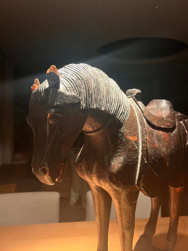 Magnifique cheval ancien en vous massif, Antiquités & Art, Antiquités | Autres Antiquités, Enlèvement ou Envoi