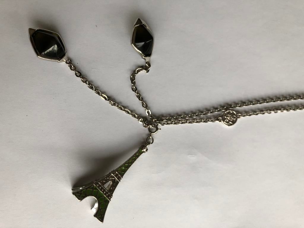 Collier et bracelet assorti, Enlèvement, Comme neuf, Noir