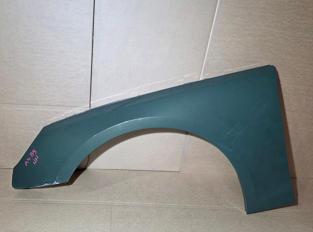 Scherm Spatbord AUDI A4 B9 Facelift Zijscherm Links 8W0 LV, Gebruikt, -, Links, Ophalen of Verzenden