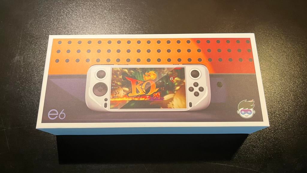 E6 Retro Gaming Console / 5” IPS / 5000mah /, Consoles de jeu & Jeux vidéo, Jeux | Nintendo NES, Neuf, Enlèvement ou Envoi, 1 joueur