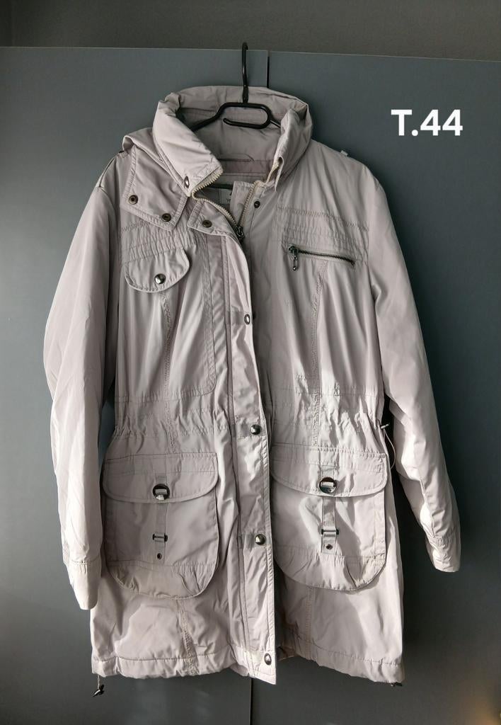 Manteau femme, Enlèvement, Porté, Gris