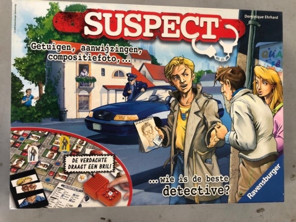 SUSPECT - Familie Spel Van Ravenbsburger - Nederlandstalig, Hobby en Vrije tijd, Ophalen
