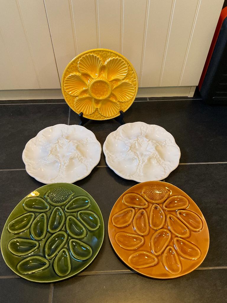 ensemble 5 assiettes à huîtres vintage, assiettes à moules …, Antiquités & Art, Envoi