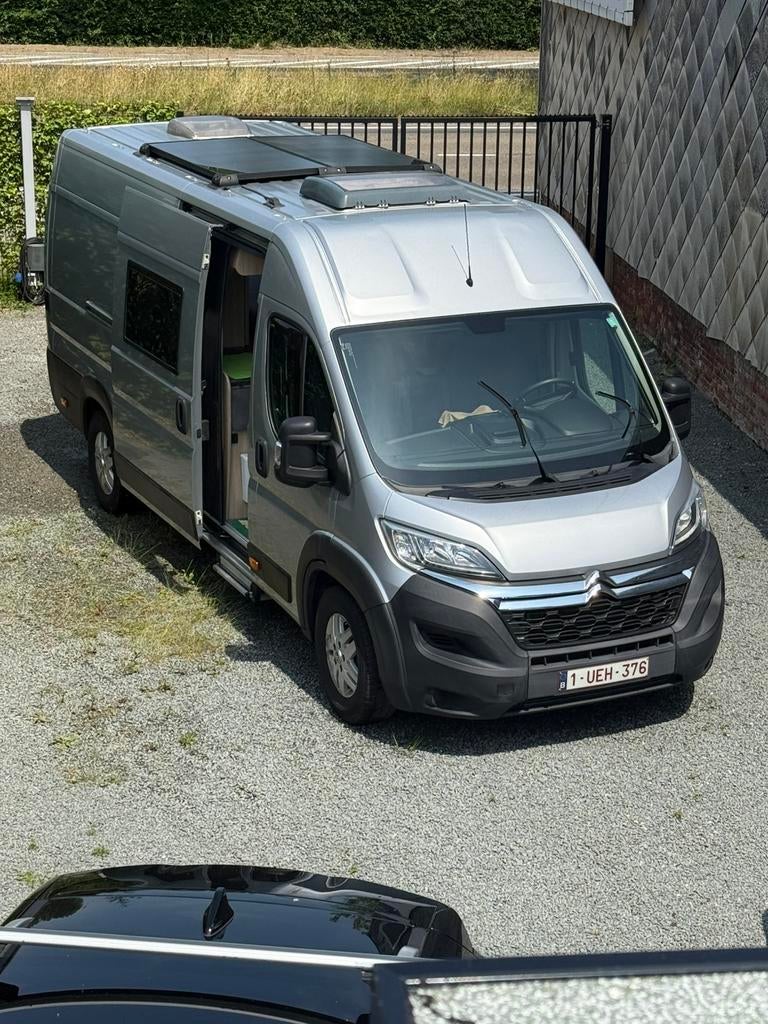 Camper 2.0d 6.4 m 12.000km, Caravanes & Camping, Camping-cars, Jusqu'à 4, 6 à 7 mètres, Siège standard, Boîte manuelle