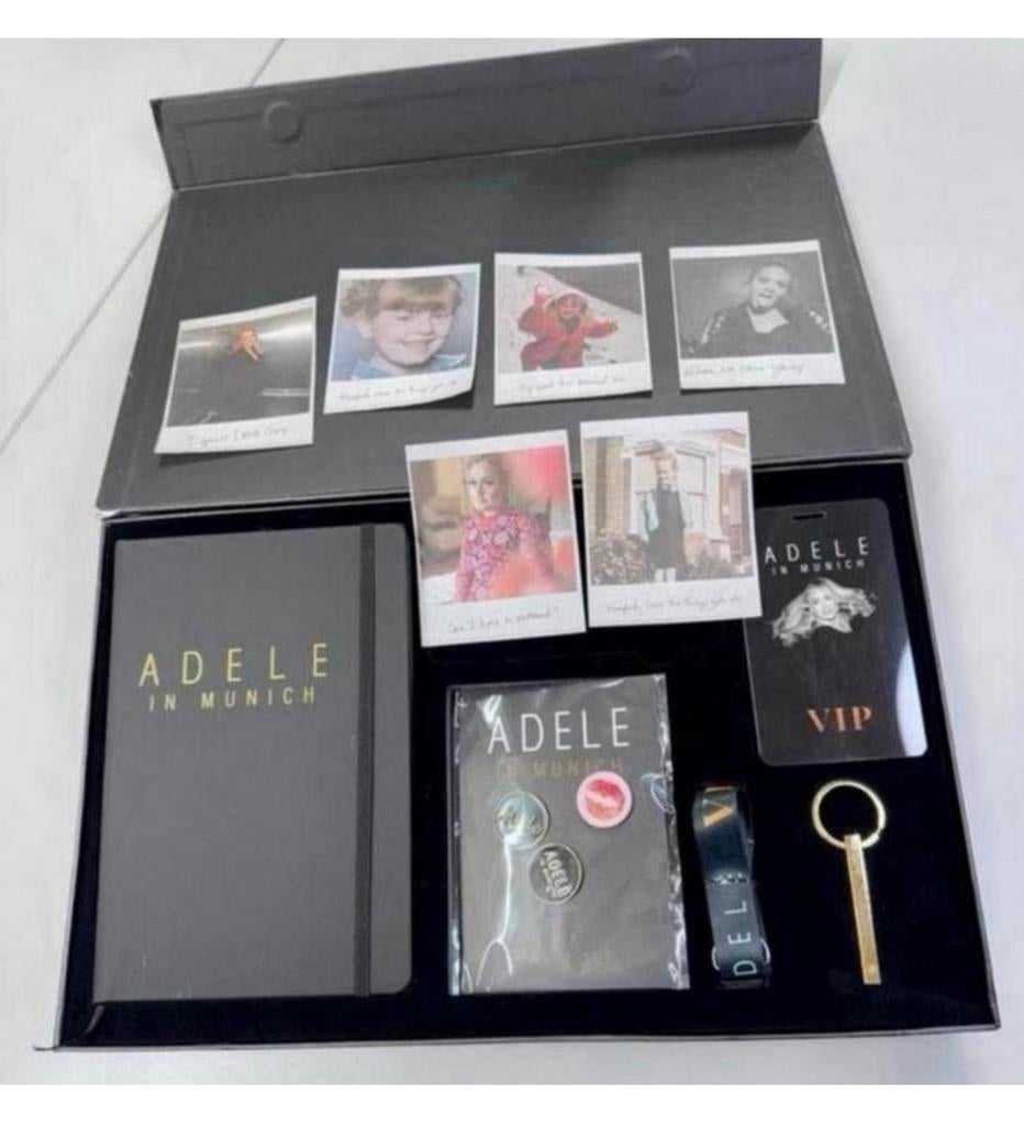 Adele in Munich 2024 VIP Concert Gift Box Munchen Exclusive, Ophalen of Verzenden, Nieuw