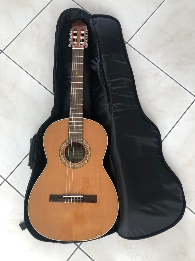 Guitare Antonio Lorca modèle 8, Musique & Instruments, Enlèvement ou Envoi, Utilisé, Avec valise