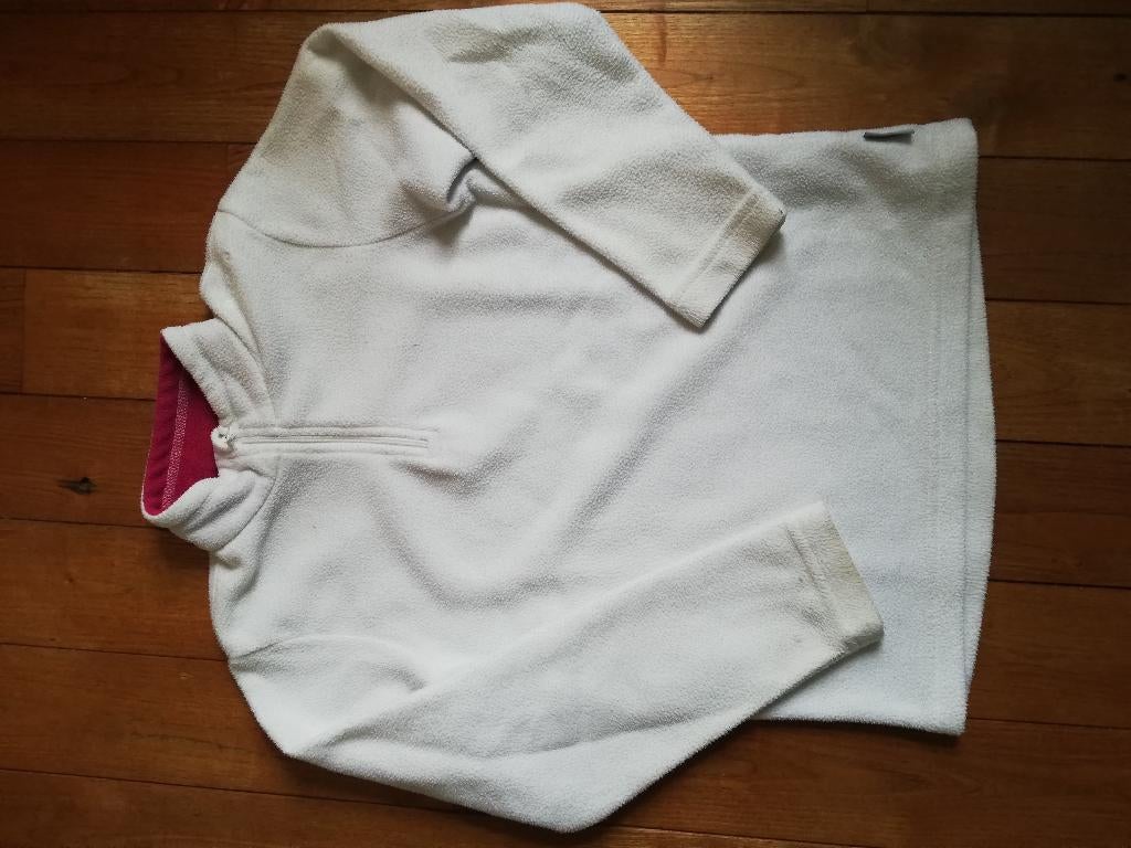 Pull polaire 8 ans/128, Enfants & Bébés, Enlèvement ou Envoi, Pull ou Veste, Utilisé, Quechua, Decathlon