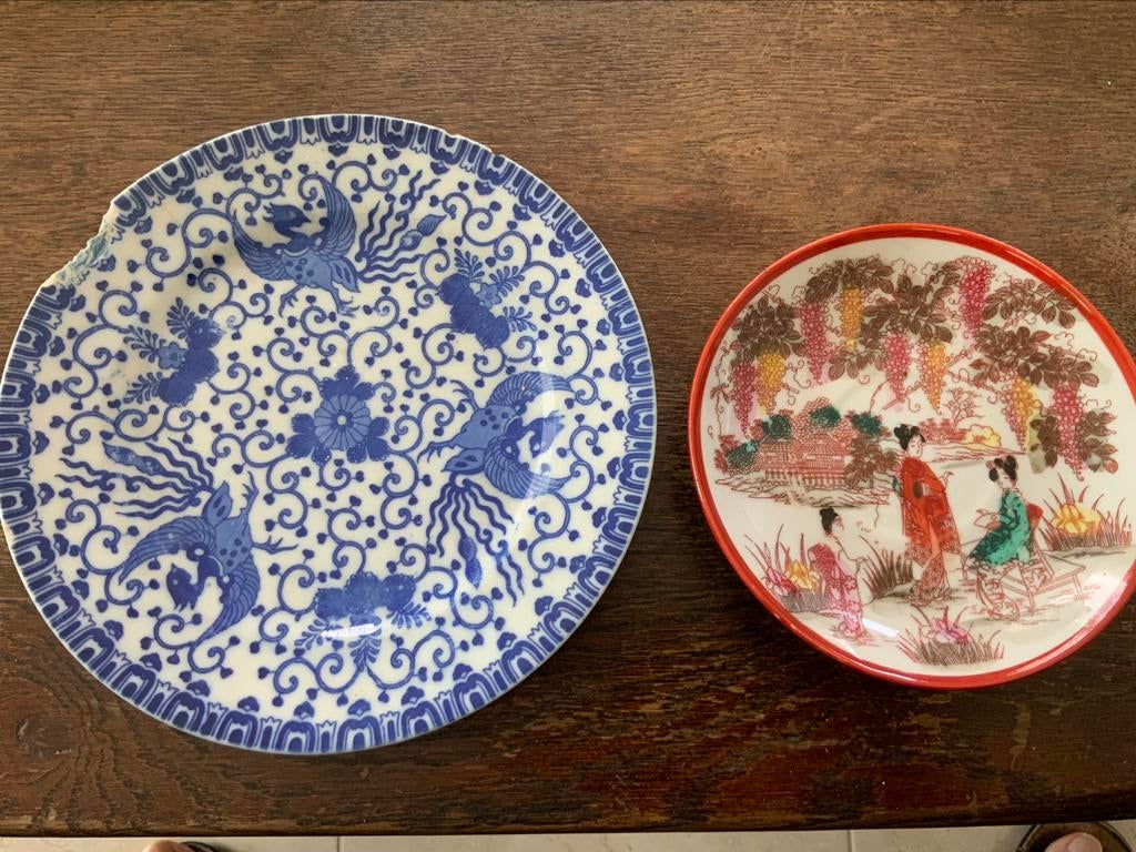 Deux plats asiatiques avec tasse, Enlèvement ou Envoi
