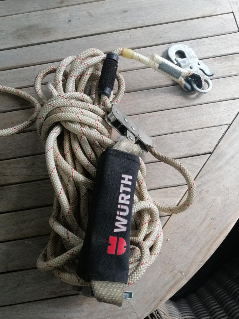 Valbeveiliging, Ophalen, Zo goed als nieuw