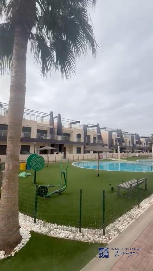 Bungalow recent a vendre sur le bord de mer en espagne, Village, 75 m², 2 pièces, Appartement