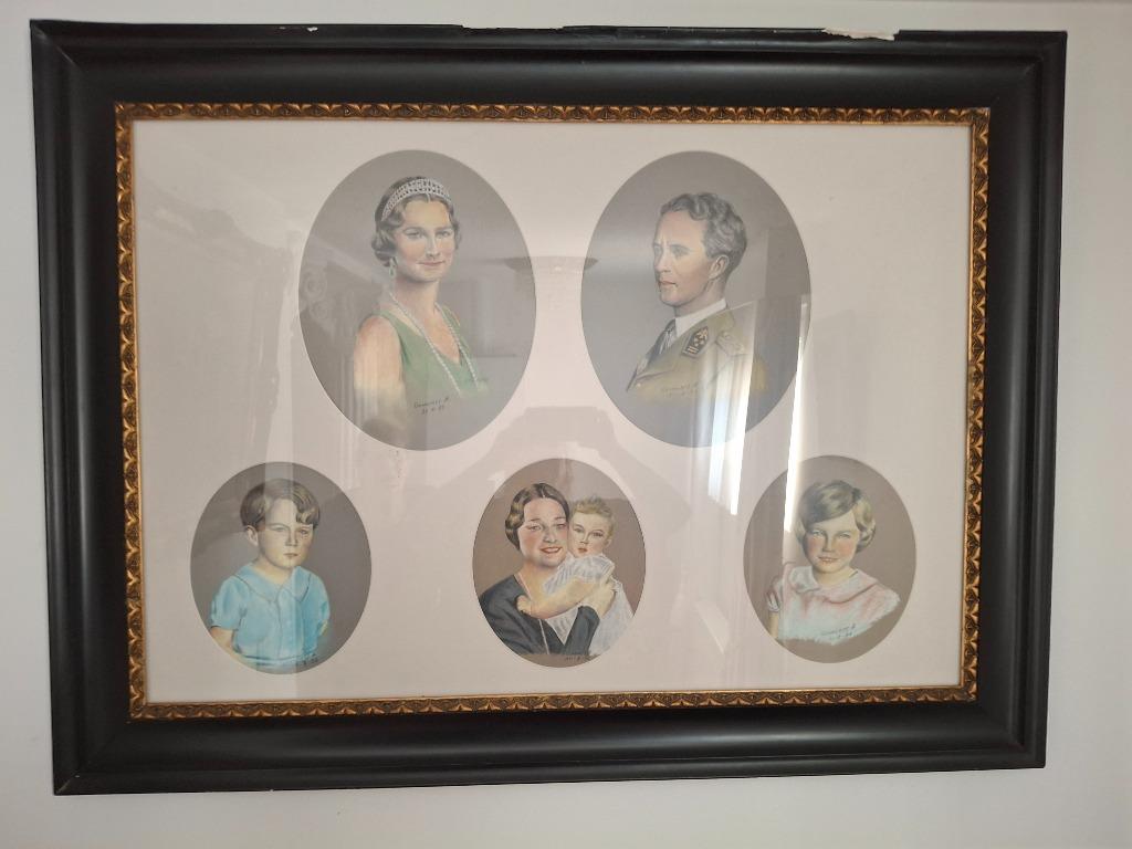 schilderij met gezin Koningin Astrid - Koning Leopold III, Verzamelen, Ophalen, Gebruikt, Kaart, Foto of Prent