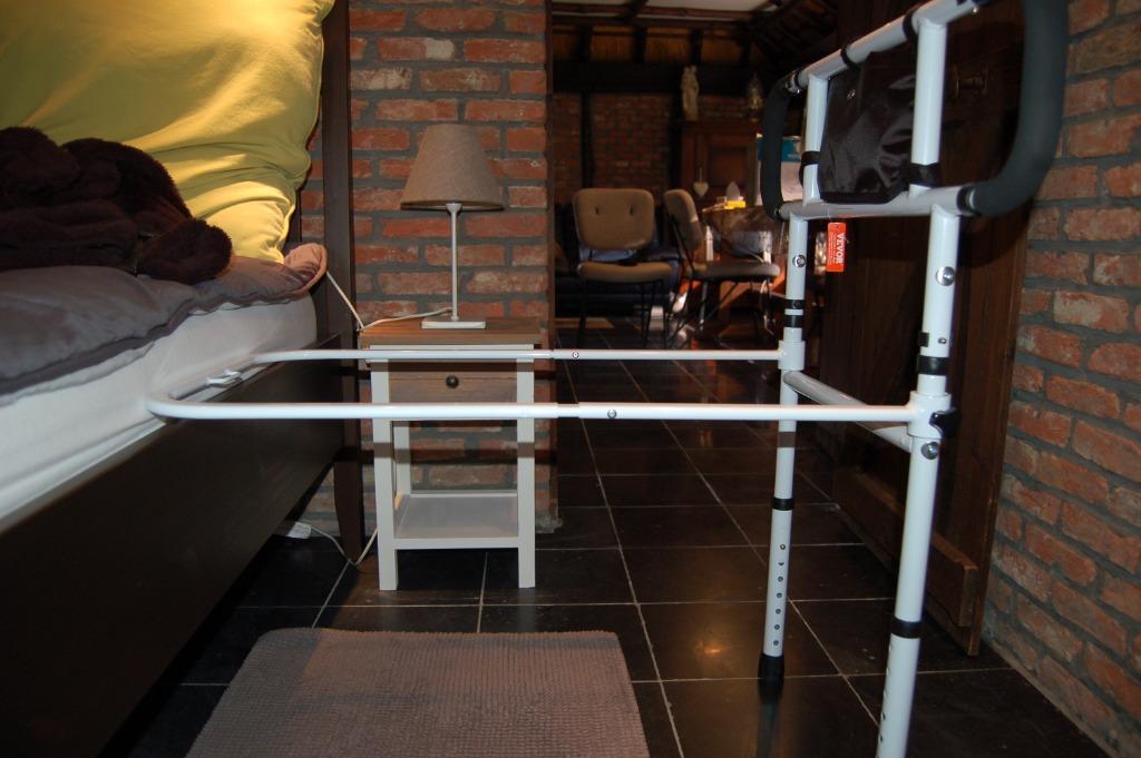 Bed-opsta-hulp voor senioren, Ophalen, 70 cm of minder, Wit, Nieuw