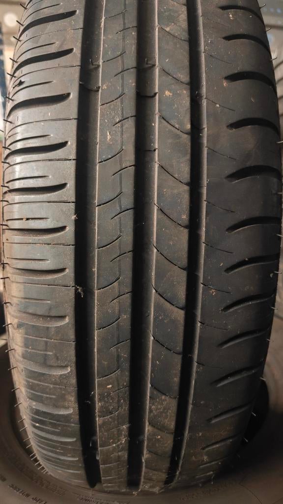 195/65r15 Michelin 6 mm 40€ l'unité avec support et équilibr, Autos : Pièces & Accessoires, Commande, Enlèvement ou Envoi