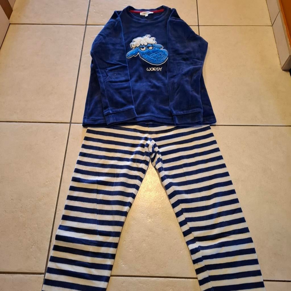 Warme jongen Woody pyjama maat 140, Ophalen, Zo goed als nieuw, Jongen
