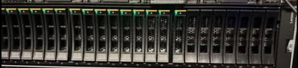 Baie de stockage Lenovo V3700 V2 24 baies prête à l’emploi, Informatique & Logiciels, Enlèvement ou Envoi, Comme neuf