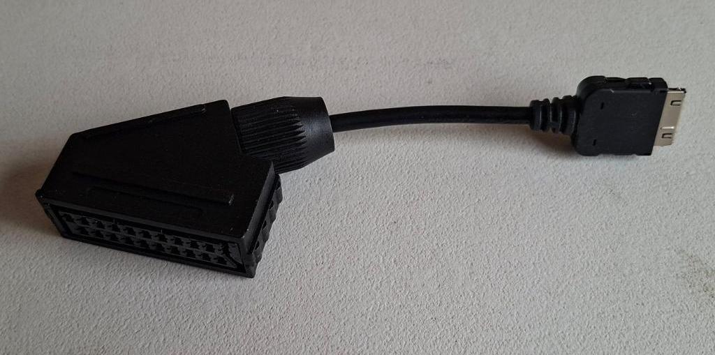 ADAPTATEUR DE SCART À SAMSUNG AV, Enlèvement ou Envoi, Neuf, Moins de 2 mètres, Câble péritel