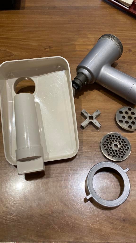 Kenwood vleesmolen voor oud model kenwood keukenrobot a920, Ophalen, Gebruikt
