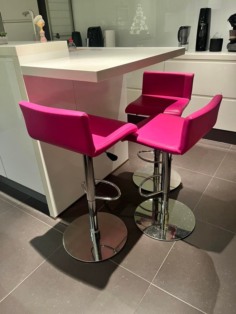 Barkrukken roze- 3 stuks, Ophalen, Zo goed als nieuw