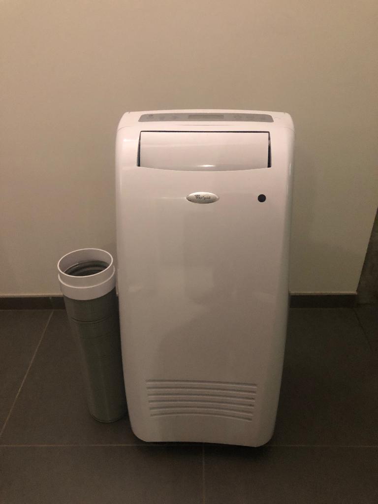 Mobile airco Whirlpool 6th sense 9000BTU, Ophalen, Timer, 3 snelheden of meer, Zo goed als nieuw