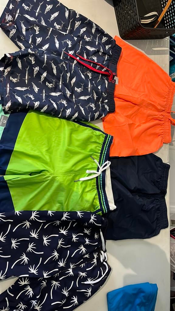 Zwem zomer shorts maat 134-146, Ophalen of Verzenden, Zo goed als nieuw, Jongen, Sport- of Zwemkleding