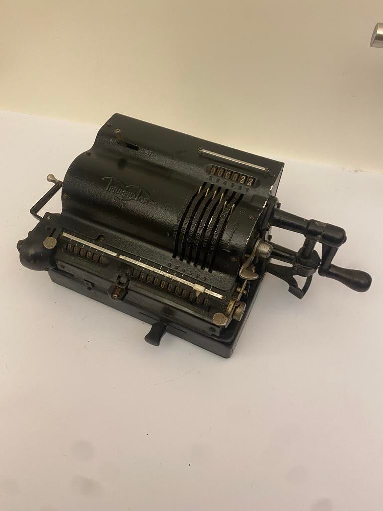 Triumphator HZN, mechanische rekenmachine, telraam., Ophalen of Verzenden