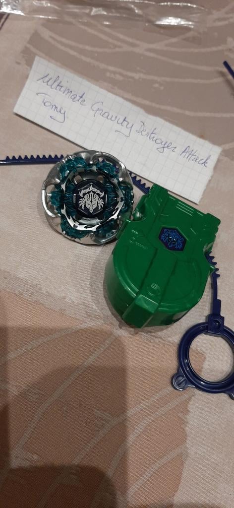 Beyblades ultimate gravity destroyer attack, Ophalen of Verzenden, Zo goed als nieuw