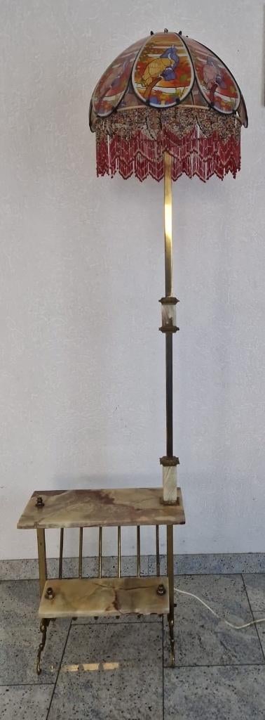 Antieke vloerlamp met twee vierkante marmeren planken, Ophalen of Verzenden