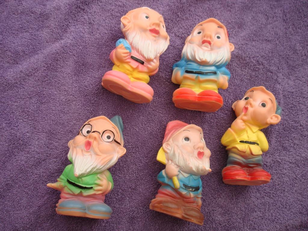 5 leprechauns --- téléavertisseurs, Collections, Disney, Utilisé, Statue ou Figurine, Blanche-Neige ou Belle au Bois Dormant, Enlèvement ou Envoi