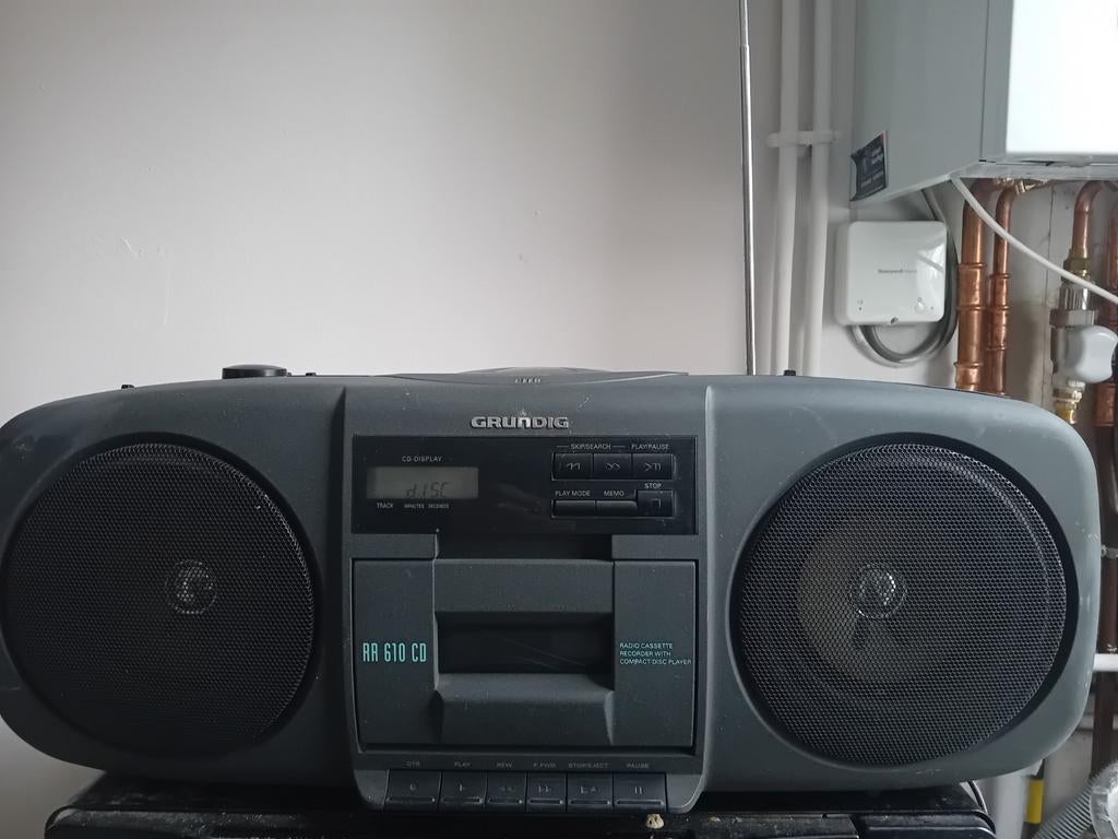 Radio cassette,Cd,tuner Grundig, Enlèvement ou Envoi, Utilisé, Radio, Avec lecteur de CD