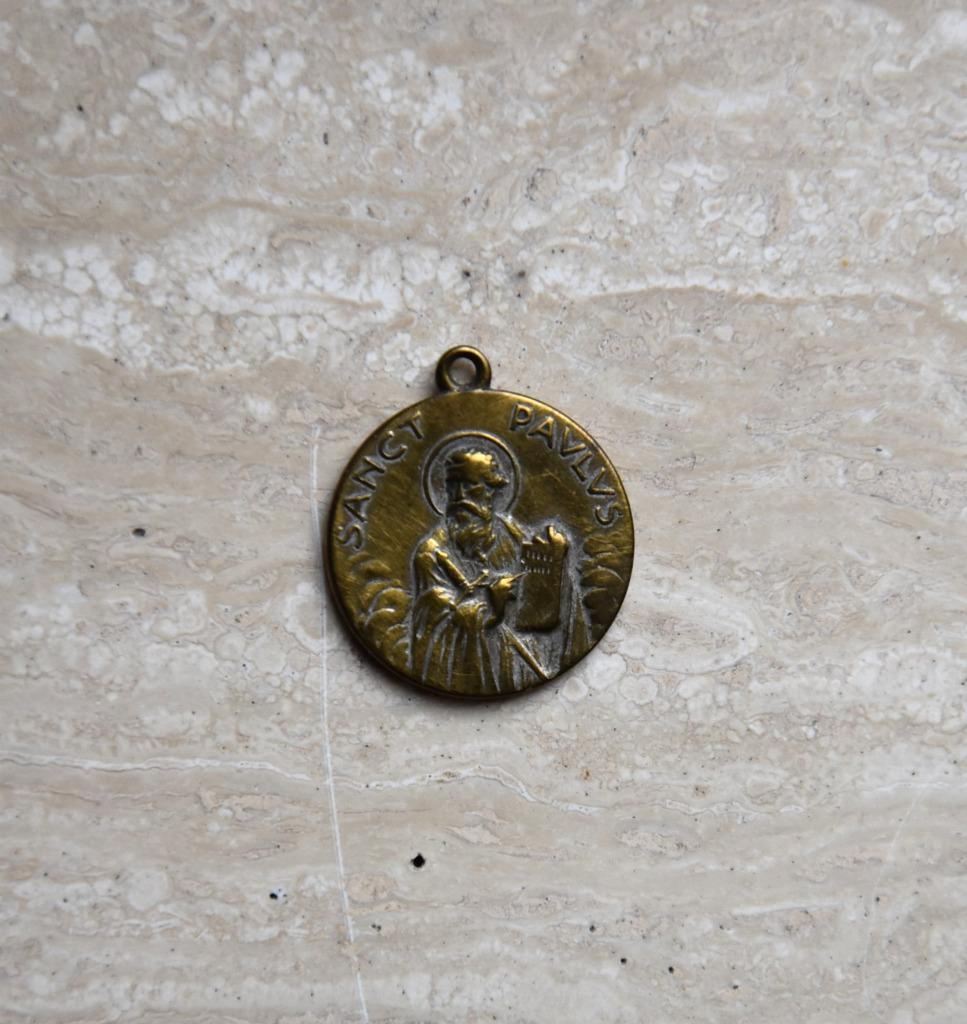 médaille pour Saint Paul et Pierre, Envoi